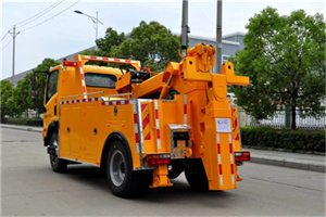 天镇高速路拖车费